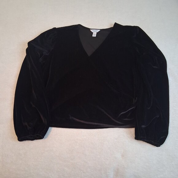 Arizona Jean Co Junior's XXL/Women's Large Black Velvet Faux Wrap Top - Picture 2 of 9